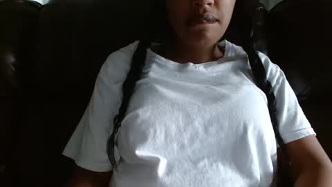 Kellie online show from December 23, 6:48 pm