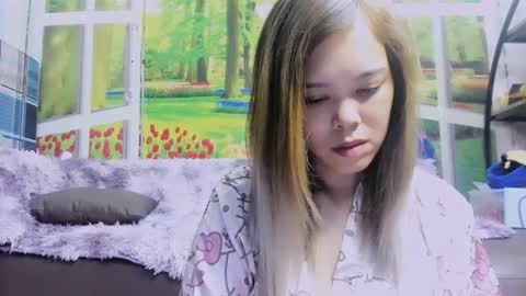 Kelly online show from November 12, 3:59 am