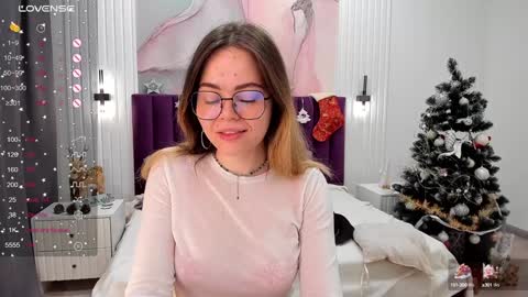 Snapshot of kelly_cuutie chatting on December 13, 5:49 am Kelly online show from December 13, 5:49 am