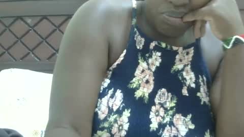 kelly_jones9 online show from June 15, 1:33 pm