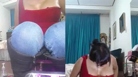 Snapshot of kelly_squirting chatting on September 12, 2:23 am KELLY online show from September 12, 2:23 am