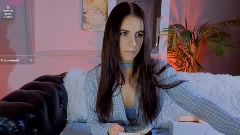 Kelly online show from December 20, 3:27 pm