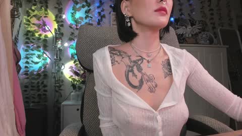 Leia online show from December 2, 7:10 am