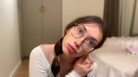 Kelly online show from November 24, 5:15 pm