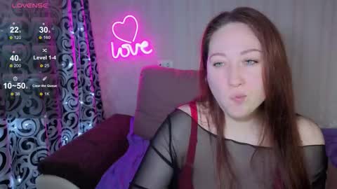 kellycrystall online show from January 11, 9:25 am