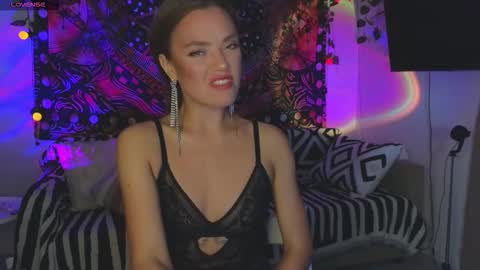 Snapshot of kellyfouler chatting on September 25, 3:11 pm KellyFouler online show from September 25, 3:11 pm