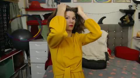 kelly online show from January 29, 4:47 am