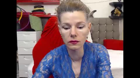 kelly online show from February 3, 9:19 am