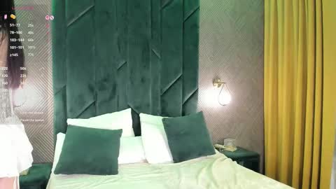 Snapshot of kellyy_bern chatting on October 18, 1:19 am kellyy_bern online show from October 18, 1:19 am