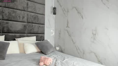 Snapshot of kellyy_bern chatting on October 4, 12:38 am kellyy_bern online show from October 4, 12:38 am