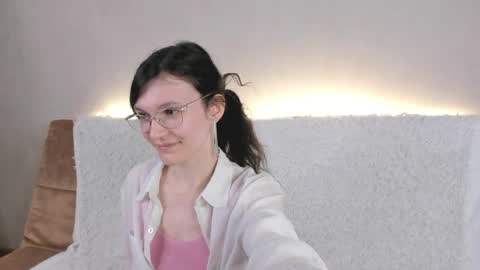 Kelsirabenold online show from May 30, 5:49 am