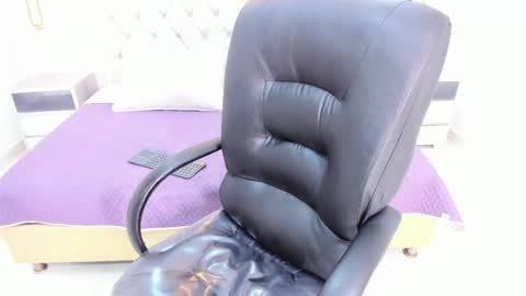 Kelsy online show from September 12, 11:45 pm