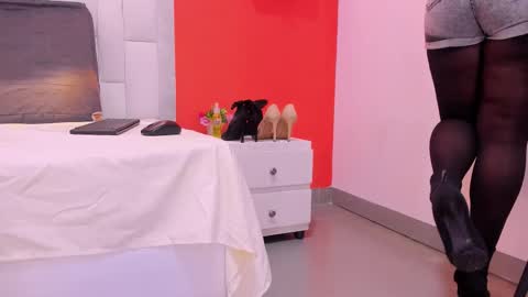 kendal_hot69_ online show from February 21, 7:58 pm