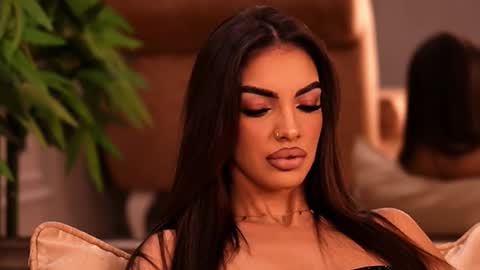 Kendal online show from October 30, 7:33 am