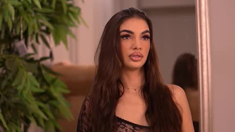 Kendal online show from October 26, 5:36 am