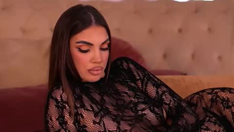 Kendal online show from January 5, 9:29 pm