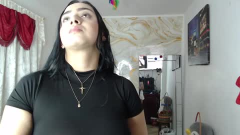 kendall  online show from April 13, 4:03 am