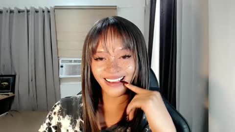 kendra_lunaxx online show from March 9, 2:48 am