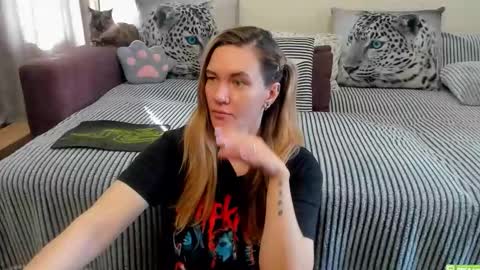 Kendra online show from April 22, 2:52 am