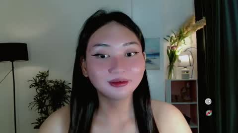 Snapshot of kennaxx69 chatting on October 2, 12:32 pm kennaxx69 online show from October 2, 12:32 pm