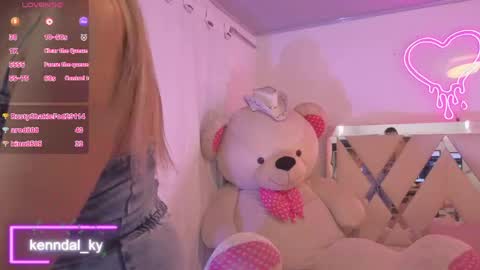 kenndal_tay online show from May 16, 12:24 am