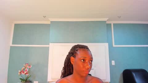 kentha_mitchells online show from September 20, 10:46 am