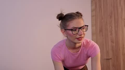 Lisa online show from February 7, 6:34 pm