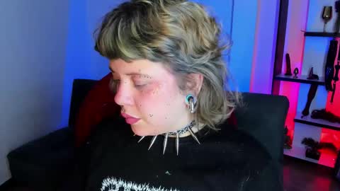 Kenzie online show from November 25, 5:09 am