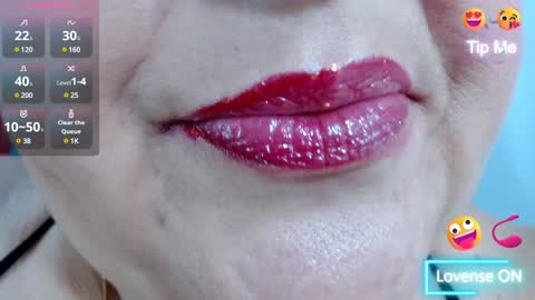 Snapshot of kerly_doll chatting on January 22, 4:23 pm K E R L Y online show from January 22, 4:23 pm