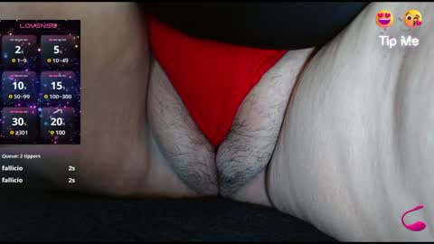 Snapshot of kerly_doll chatting on February 3, 6:39 pm K E R L Y online show from February 3, 6:39 pm