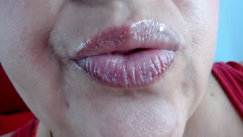 Snapshot of kerly_doll chatting on January 14, 6:17 pm K E R L Y online show from January 14, 6:17 pm