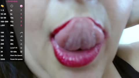 Snapshot of kerly_doll chatting on February 28, 7:03 pm K E R L Y online show from February 28, 7:03 pm