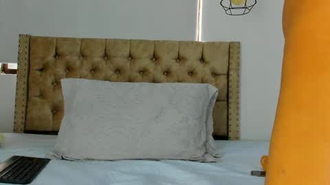 Snapshot of keryhillson chatting on September 19, 12:15 pm Kery Hillson online show from September 19, 12:15 pm