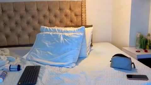 Kery Hillson online show from January 11, 1:49 pm