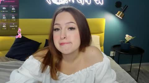 Snapshot of ketrinwhite chatting on September 25, 1:48 am KatrinaKetrin online show from September 25, 1:48 am