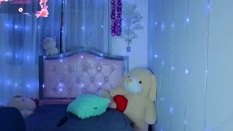 keyla meow2002 online show from September 11, 1:50 am