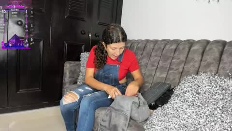 Keila Milf online show from October 23, 3:01 am