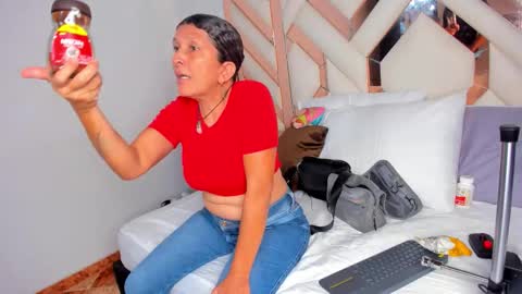 Keila Milf online show from November 25, 2:58 am