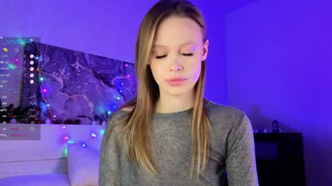 Snapshot of keylalong chatting on January 5, 11:22 pm Hi Im Mary Glad to see you in my room PVT is open online show from January 5, 11:22 pm