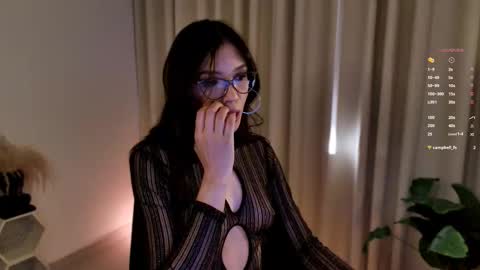 Snapshot of keylamiller1 chatting on February 15, 10:21 pm Keyla online show from February 15, 10:21 pm
