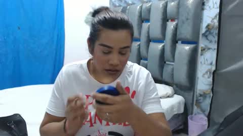 Keylli online show from April 8, 6:15 am