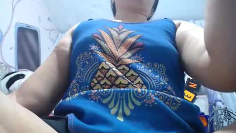 Snapshot of keyra_miller chatting on October 27, 2:07 am keyra_miller online show from October 27, 2:07 am