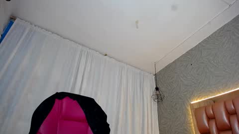 keyra_miller online show from February 4, 1:45 am
