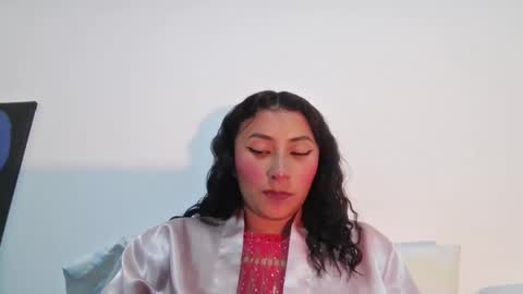 khaleesi_j online show from March 8, 2:43 am
