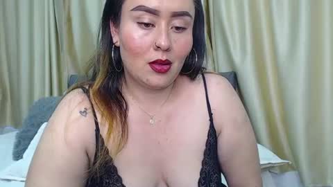 K H A I L A online show from June 20, 5:49 pm