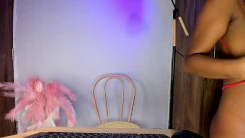 khate_smith online show from April 8, 4:20 pm