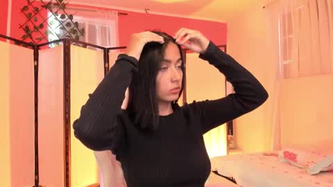 Snapshot of khloe_houston chatting on November 1, 12:53 pm Khloe online show from November 1, 12:53 pm