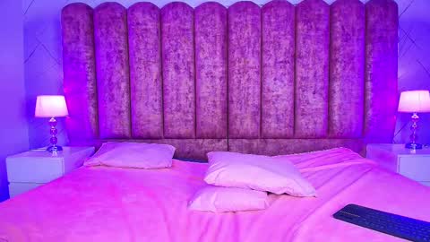 Snapshot of khloejohnson chatting on September 26, 9:45 pm khloejohnson online show from September 26, 9:45 pm