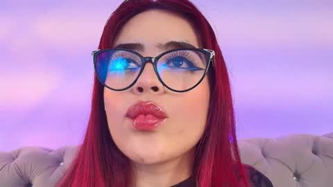 Snapshot of khloejohnson chatting on September 18, 9:02 pm khloejohnson online show from September 18, 9:02 pm