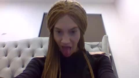 khloestahr101 online show from March 19, 12:31 pm